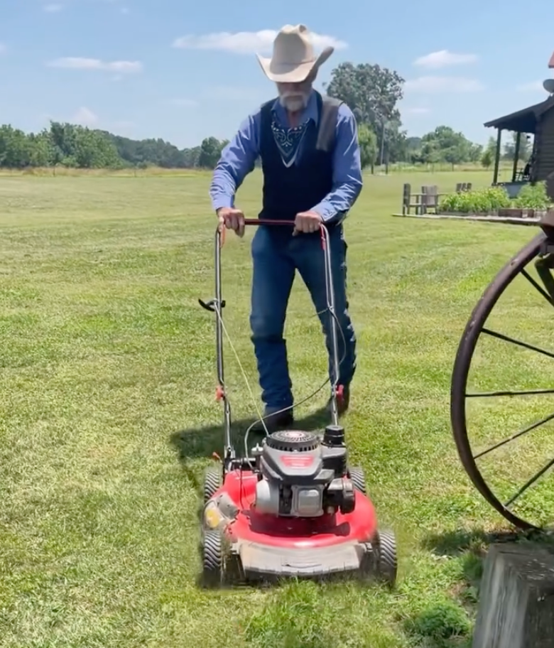 The Push Mower Upgrade That Could Genuinely Save Someone From a Life-Altering Injury